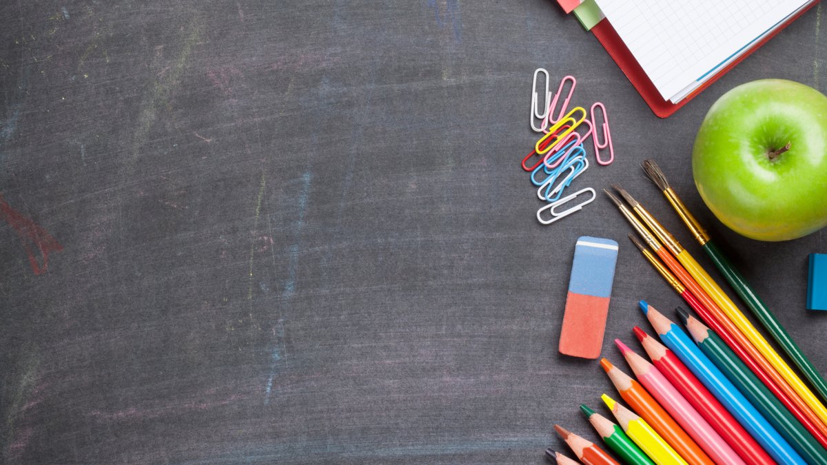 Школьная доска карандашом