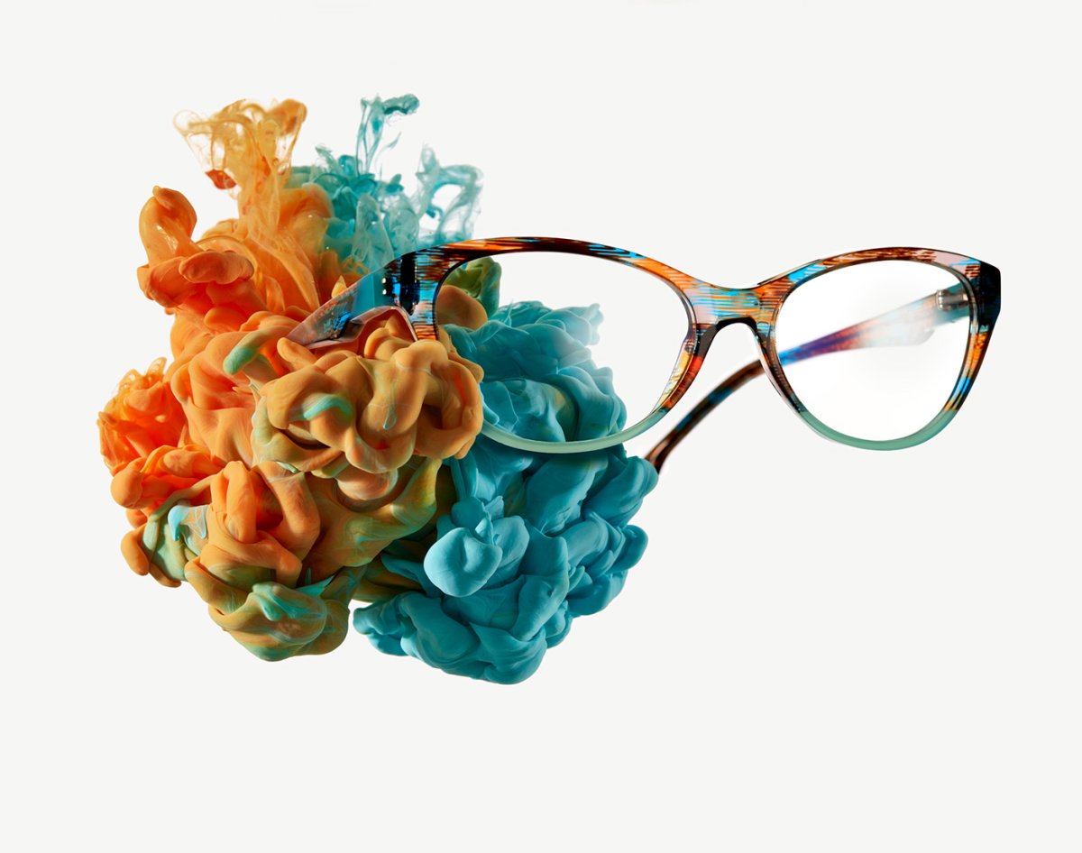 Креативная реклама оптики очки