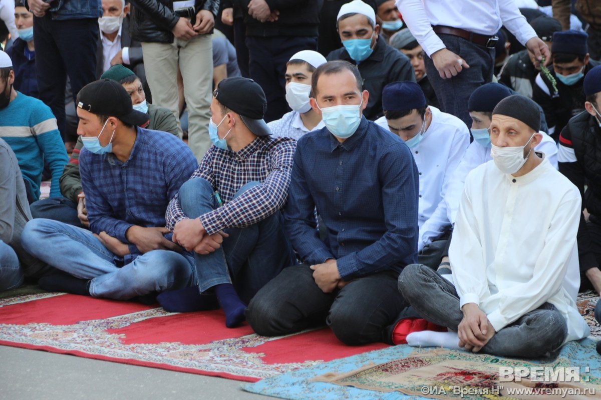 С праздником Ураза байрам