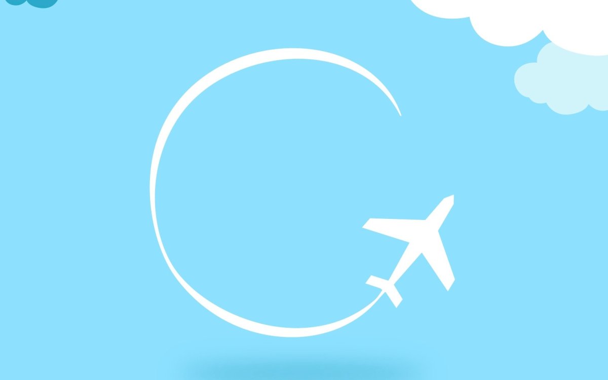 Самолет на голубом фоне