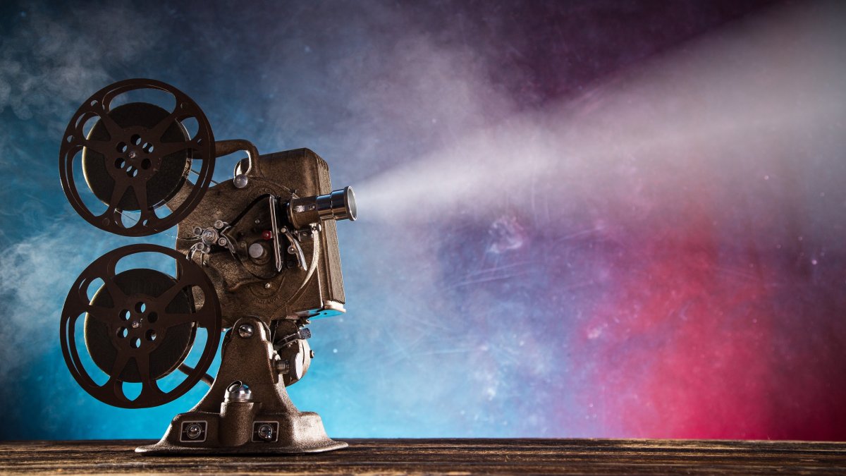 Старинный кинопроектор