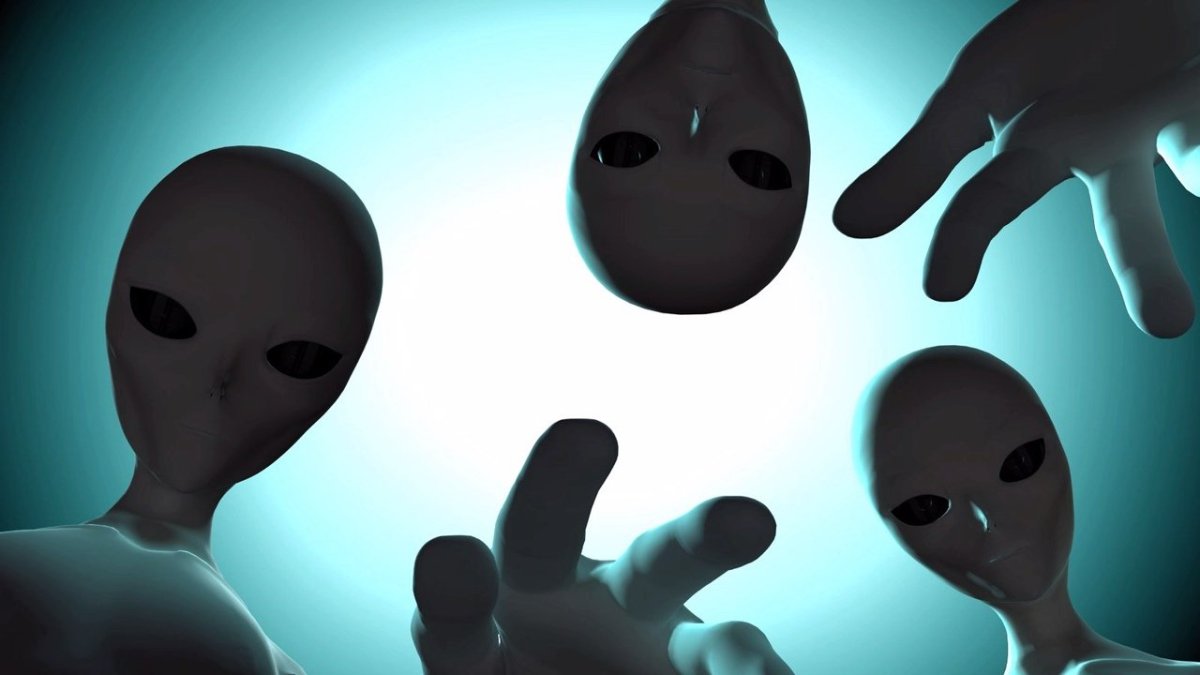 Инопланетяне фон