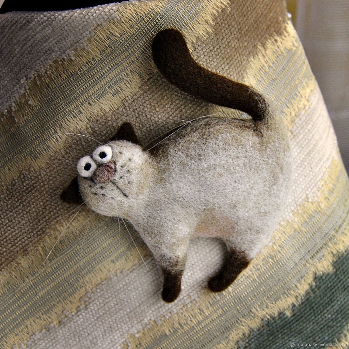 Котенок из шерсти