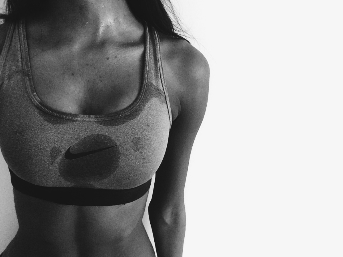 Надпись на голубом фоне