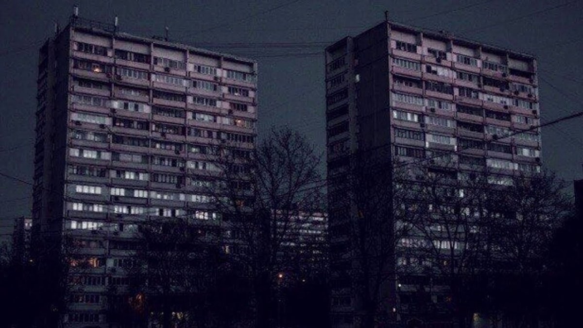 Мрачные панельные здания