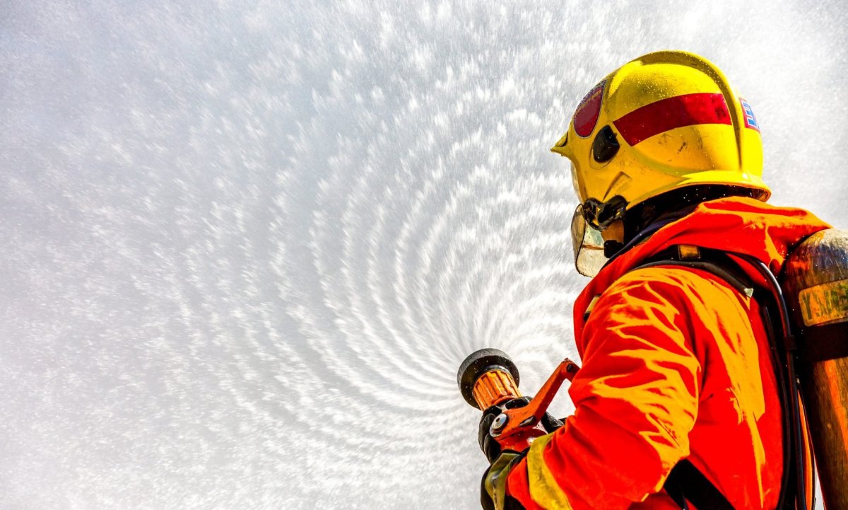 Рукав пожарника