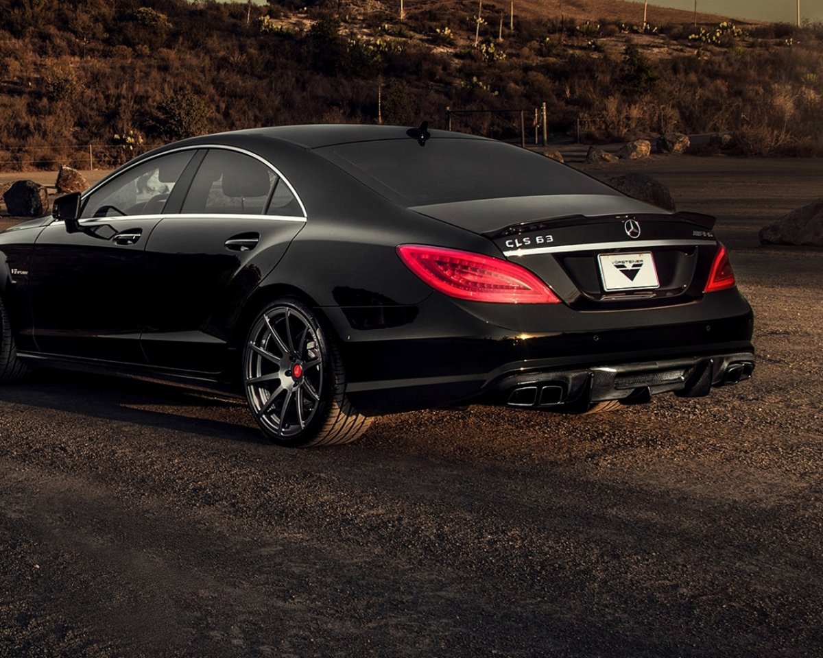 Мерседес Бенц ЦЛК 63 АМГ