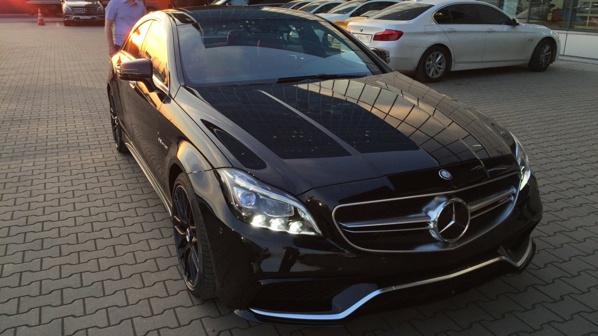 Мерседес CLS 63 AMG черный