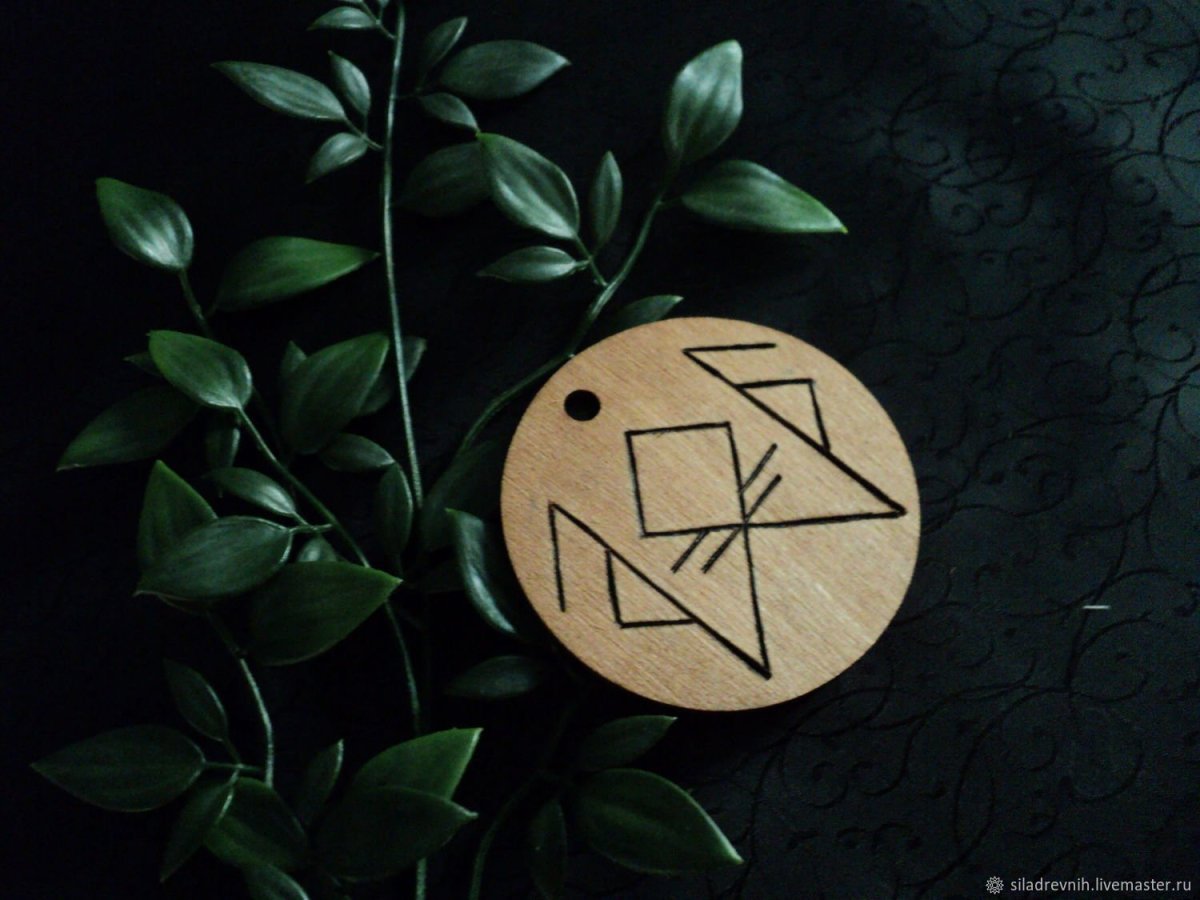 Обои амулет