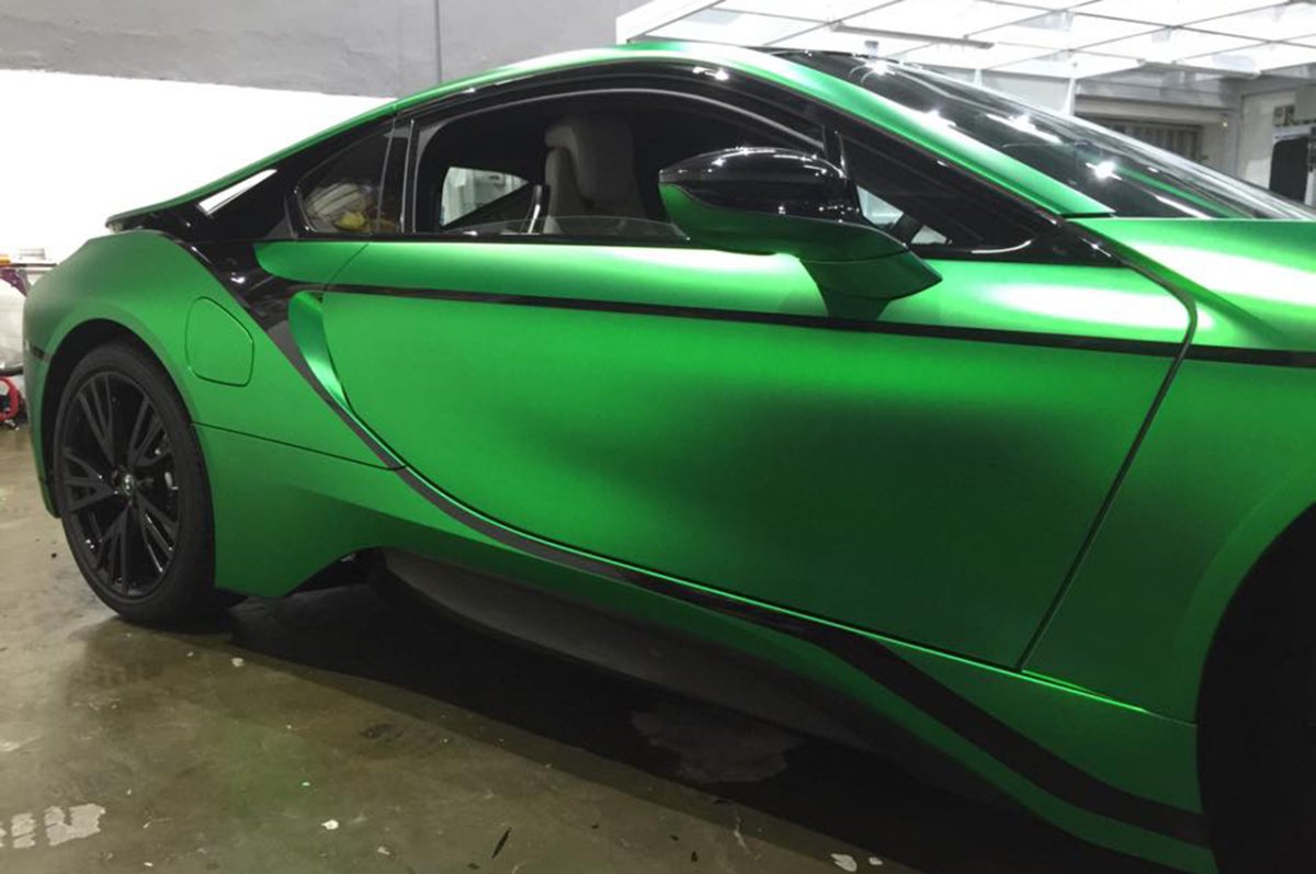 BMW i8 Matte Green Chrome