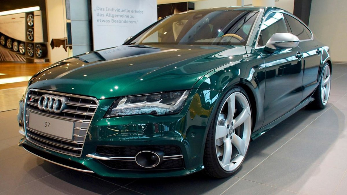 Audi a4 изумруд