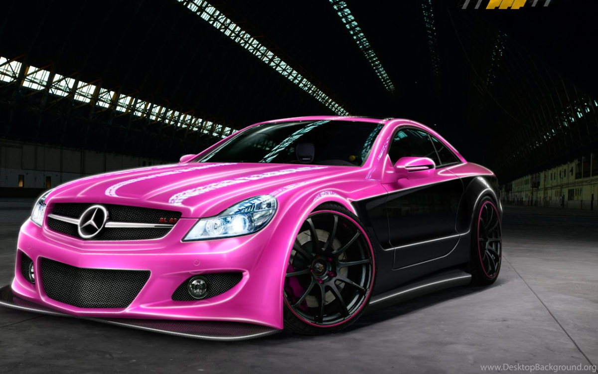 Мерседес АМГ розовый