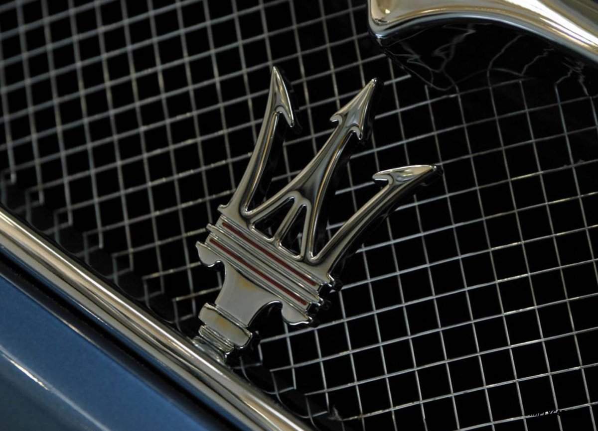 Трезубец Мазерати