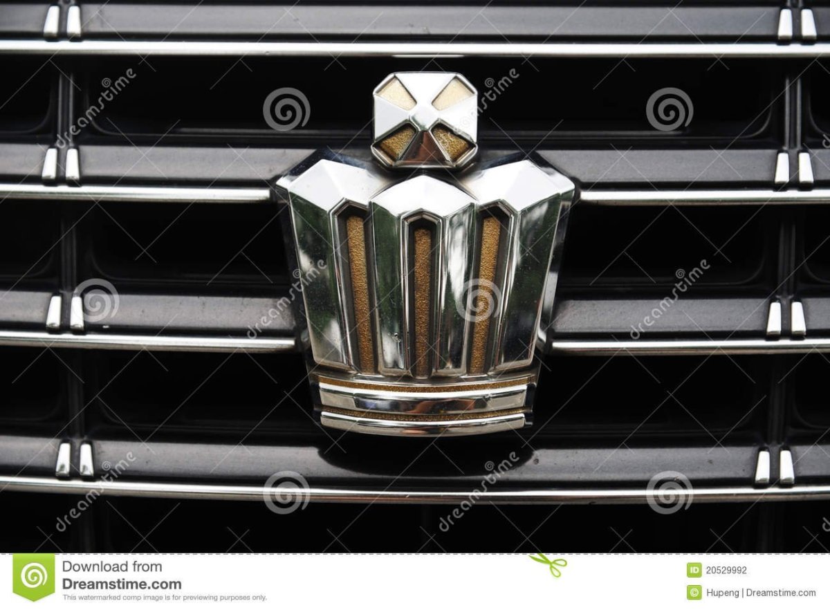 Шильдик Тойота Краун