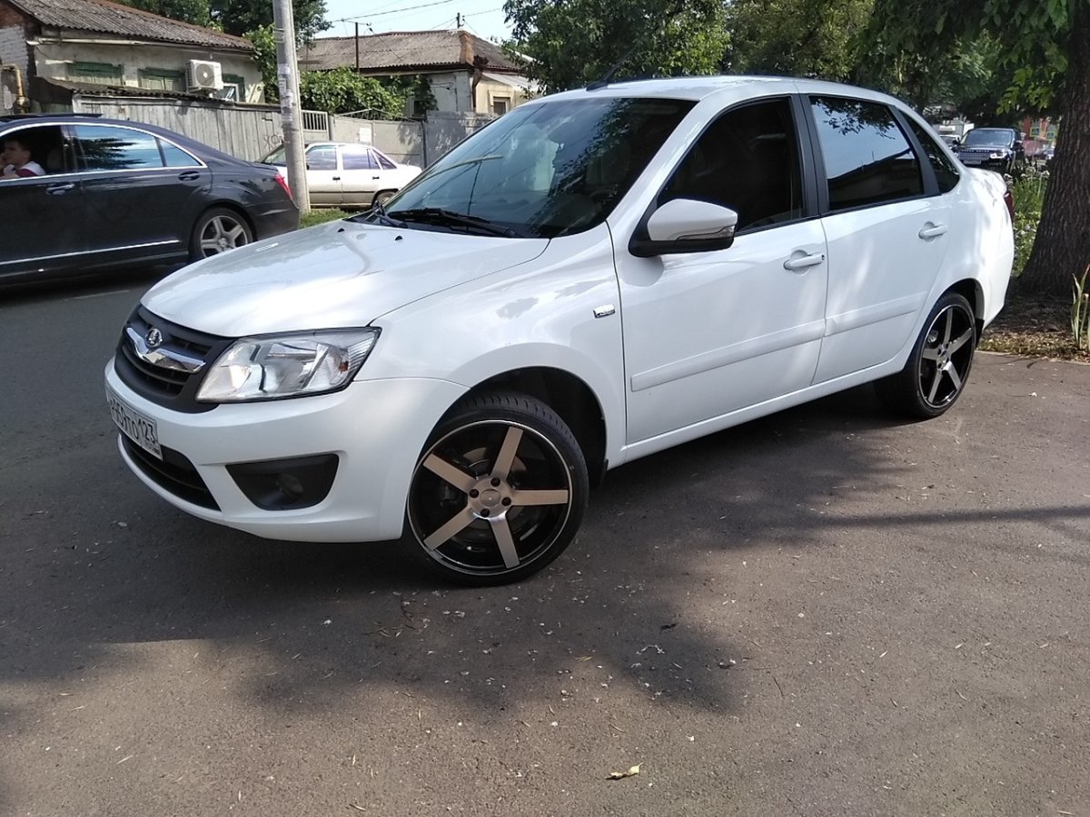 Лада Гранта лифтбек r16 r17