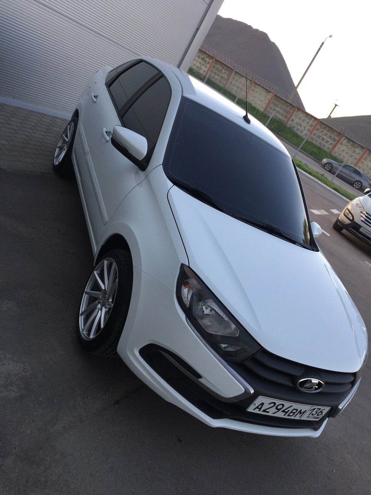 Лада Гранта CVT r16