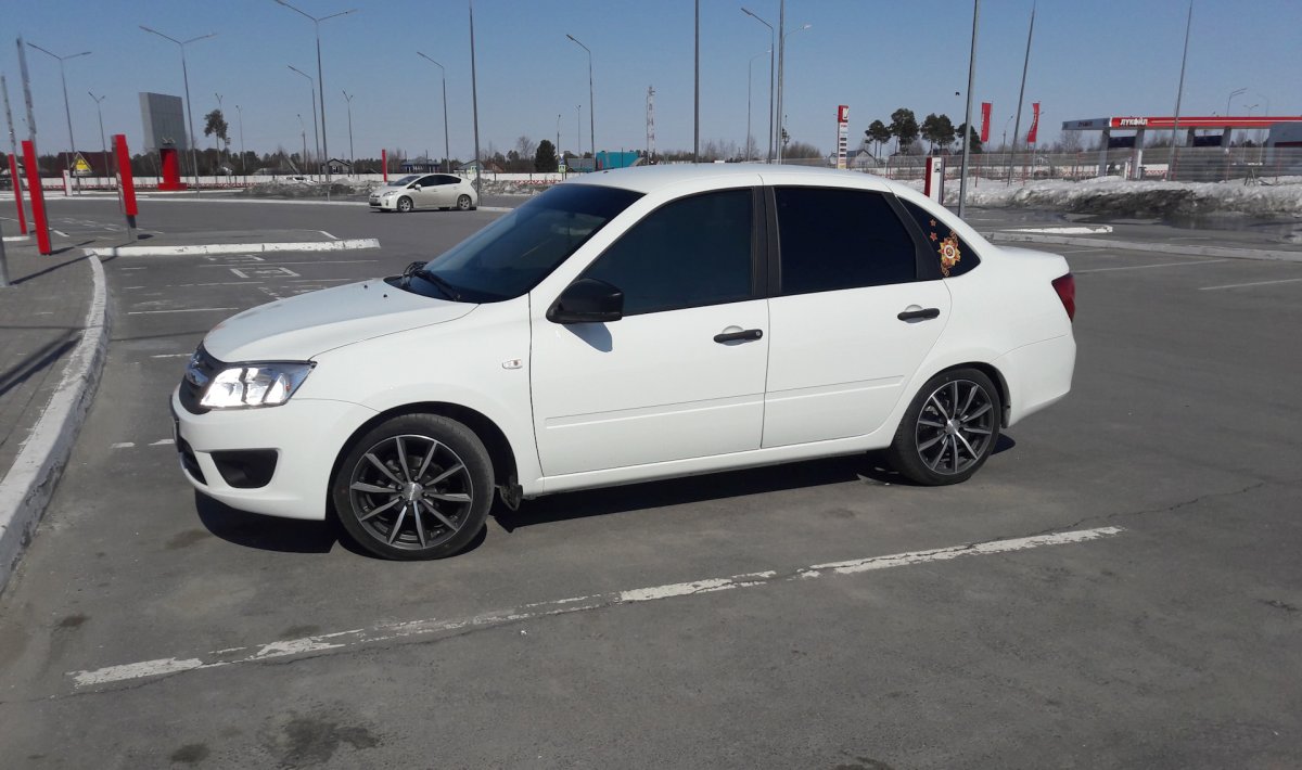 Лада Гранта фл на 16