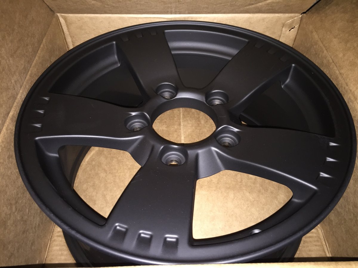 Диск колесный Нива Шевроле r16