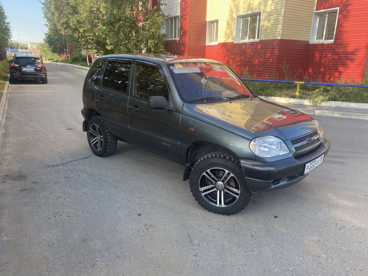 Нива Тринити