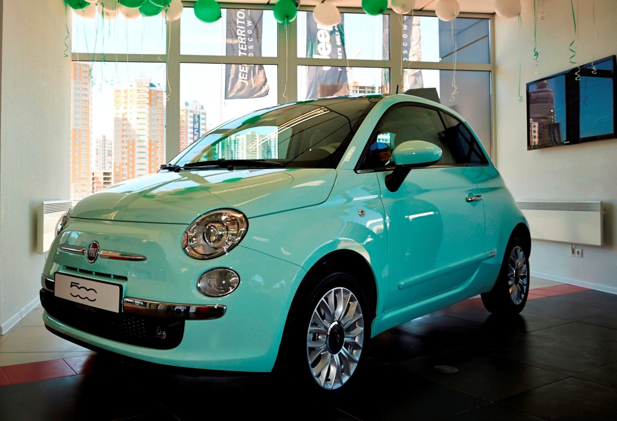 Фиат 500 мятный
