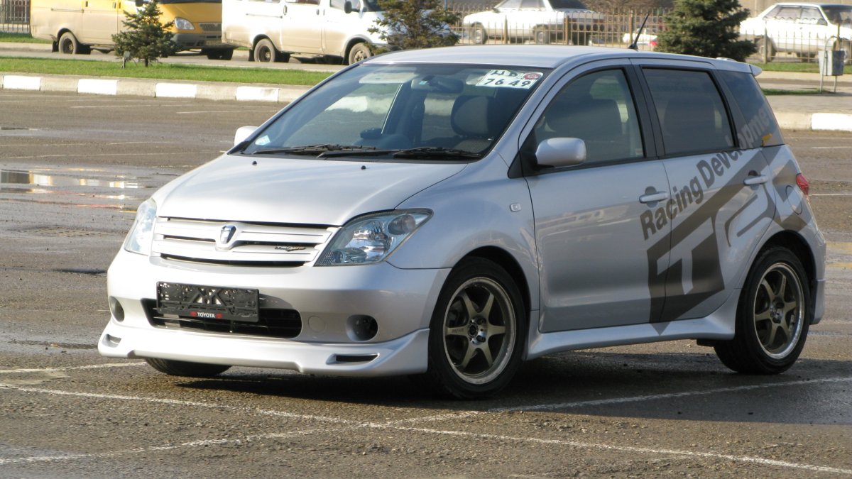 Тойота Ист турбо