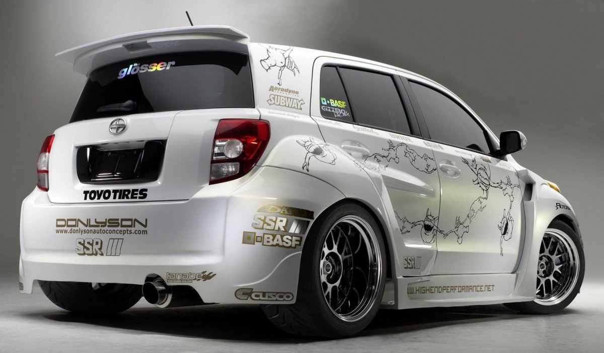 Toyota ist 2008 обвес