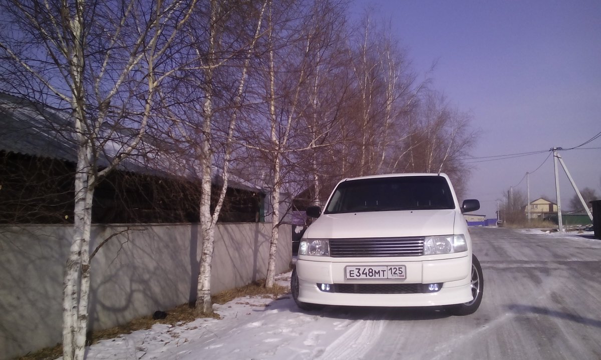 Тюнинг фары Тойота Пробокс