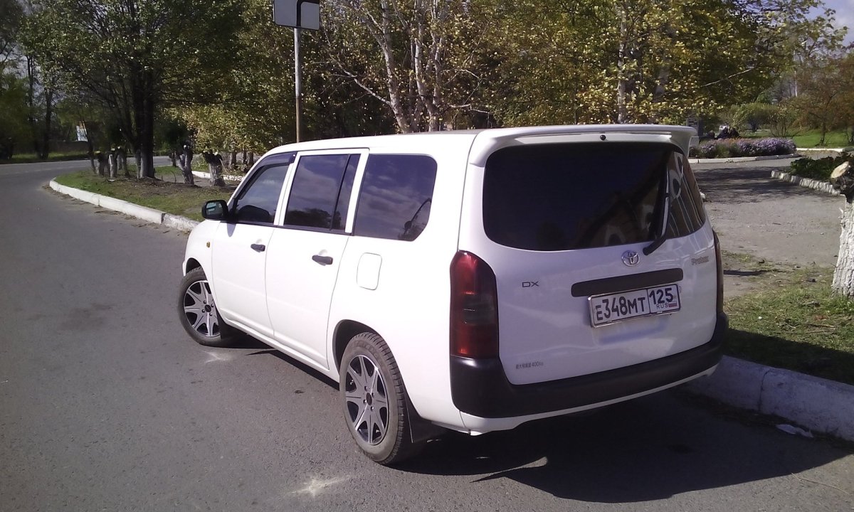 Toyota Probox 2011
