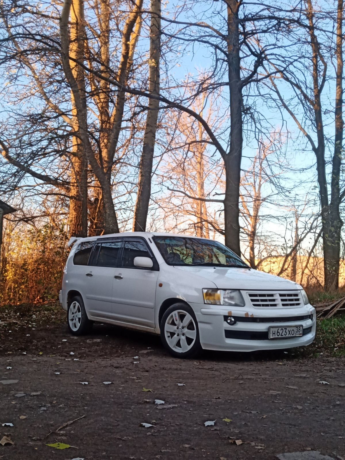 Тюнинговый Toyota succeed