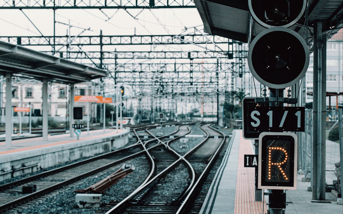 Поезд на вокзале