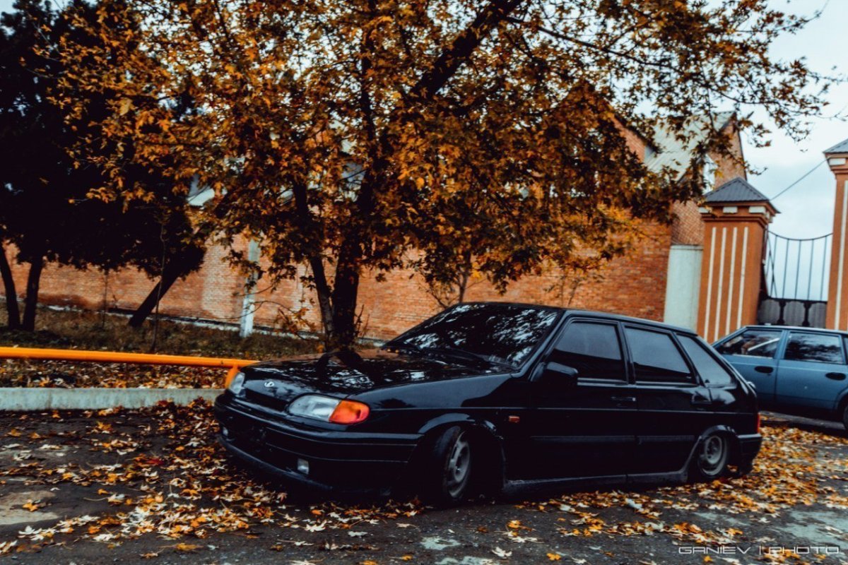 Лада 2114 черная пацанская