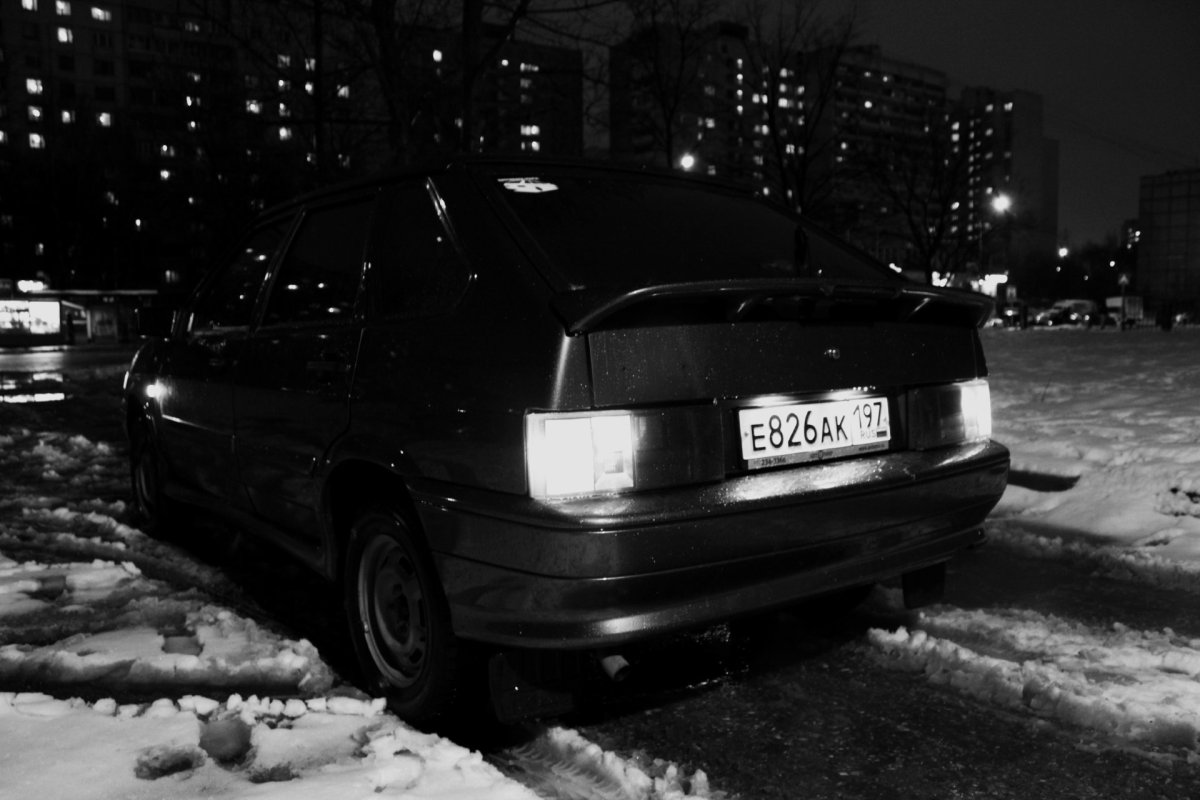 Четырка черная ночью