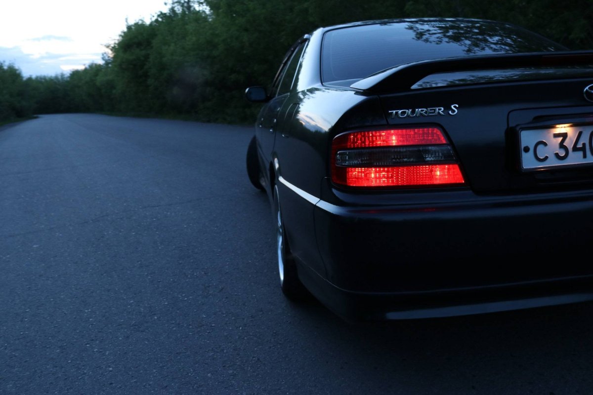 Toyota Chaser 100 зад 4k