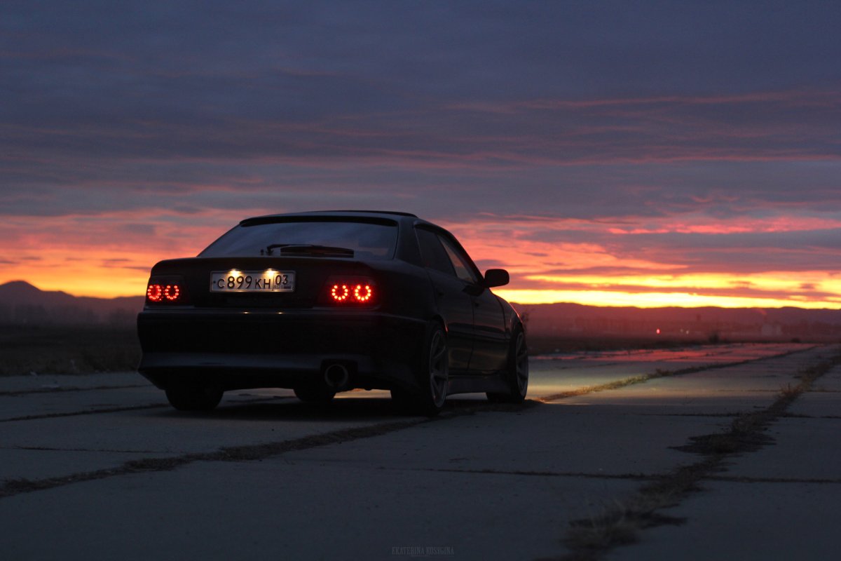 Chaser на закате