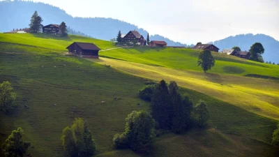 Деревня на Холме