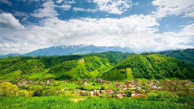 Молдова Карпаты горы деревня