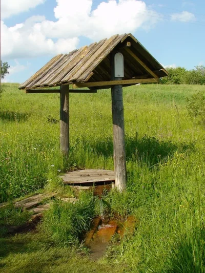 Родник холм Жирковского района