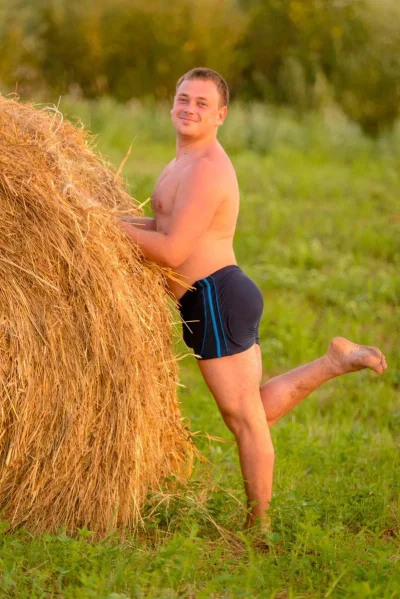 Мужчина в поле