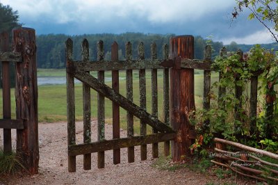 Калитка в деревне