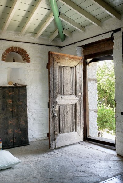 Деревенская дверь