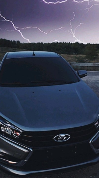 Лада Веста черная