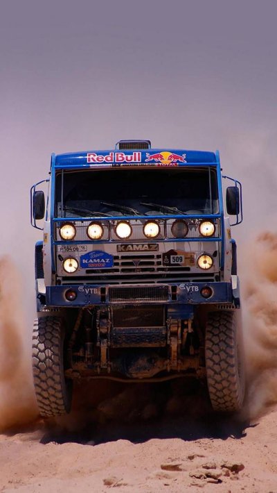КАМАЗ Париж Дакар армейский