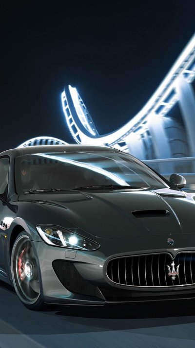 Машина Мазерати