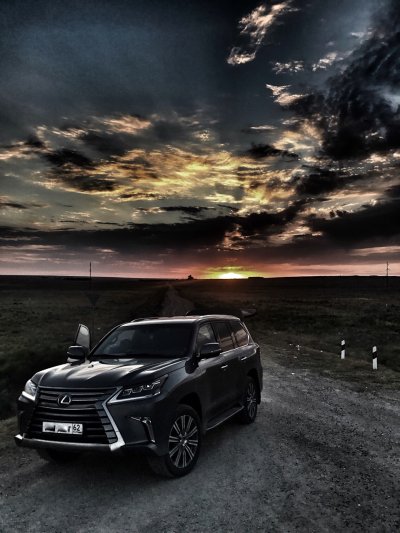 Лексус ЛХ 570