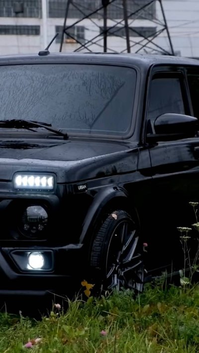 Нива Урбан Блэк эдишн