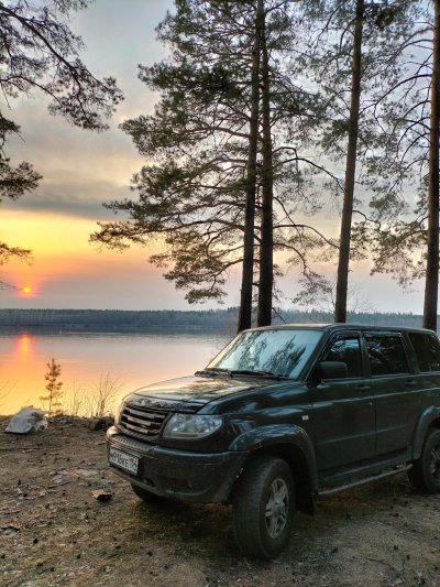 УАЗ Патриот 1990