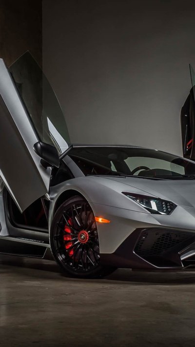 Ламборджини Авендатор