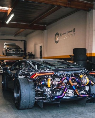 Ламборгини Твин турбо