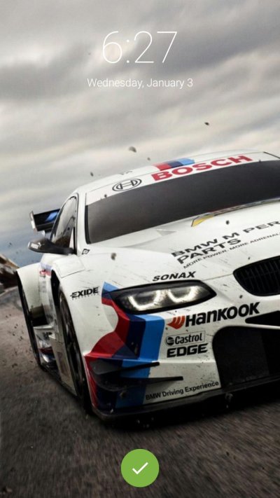 Гоночный автомобиль