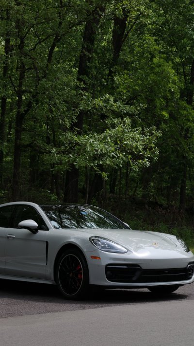 Порше Панамера